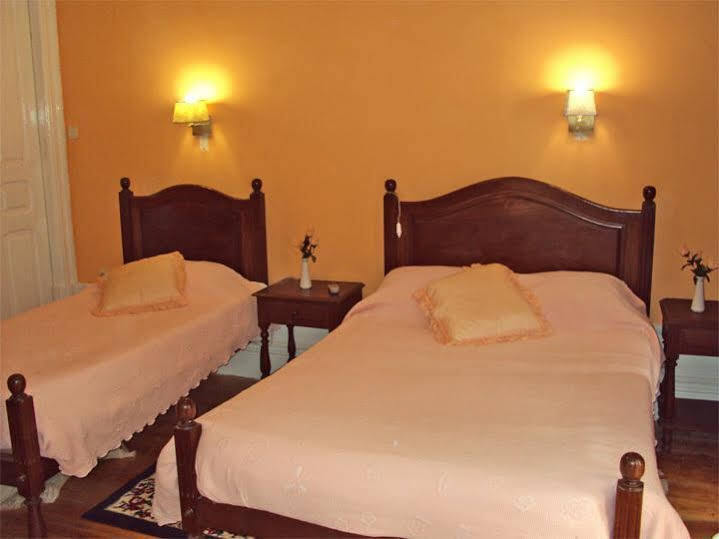 Lira Guest House B&B ปอร์โต ภายนอก รูปภาพ