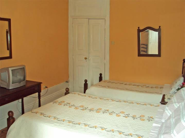 Lira Guest House B&B ปอร์โต ภายนอก รูปภาพ