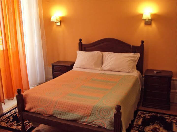 Lira Guest House B&B ปอร์โต ภายนอก รูปภาพ